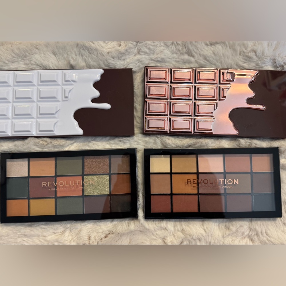 Makeup Revolution Eyeshadow Palette Set